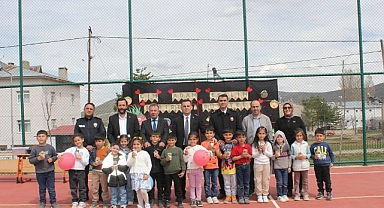 Demirözü’nde 23 Nisan coşkusu erken başladı