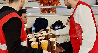 Genç Kızılay’dan çorba ikramı