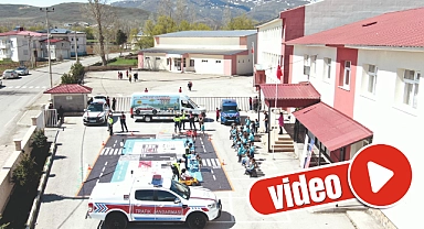 Jandarmadan miniklere trafik eğitimi