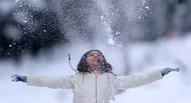 Kar yağışı başladı, yarın okullar tatil mi?