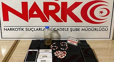 Kargoyla uyuşturucu ticareti yapan şahıslar yakalandı