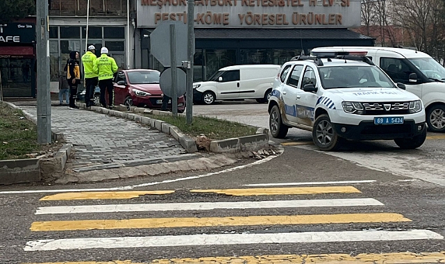 O kavşakta kaza!