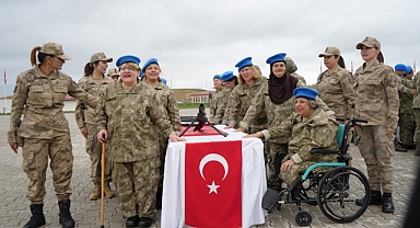 44 engelli birey bir günlüğüne asker oldu