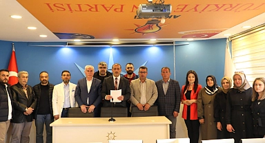 AK Parti Bayburt teşkilatı, milletvekili Kısacık'a tepki gösterdi