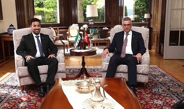 Bakan Memişoğlu: "Cenevre'de Suriye Sağlık Bakanı El-Ali ile bir araya gelerek verimli bir görüşme gerçekleştirdik"