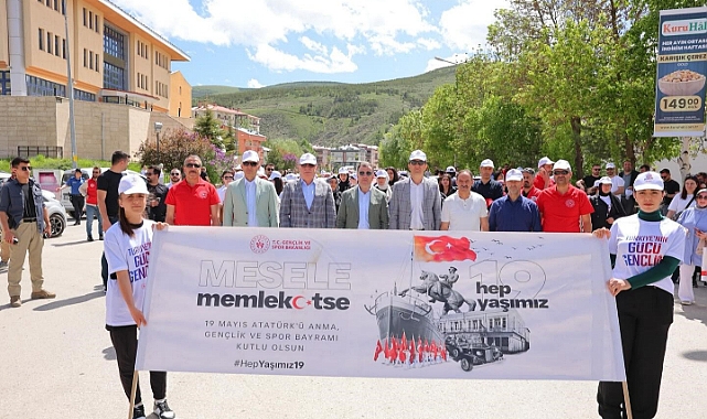 Bayburt’ta ‘Gençlik Yürüyüşü’ düzenlendi