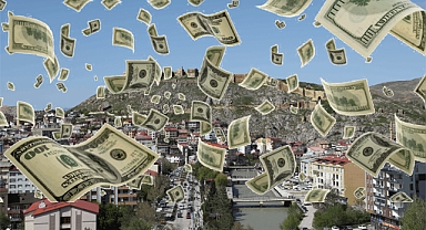 Bayburtlu dolar sevdasından vazgeçmiyor