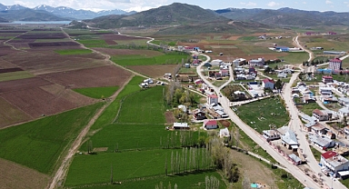 Demirözü’nde yeni yerleşim alanlarına yol ve altyapı çalışması başlıyor