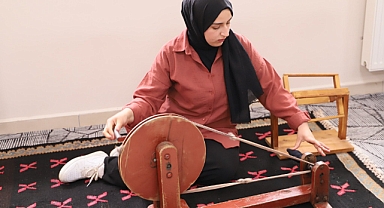 El sanatları sergisi beğeni topladı