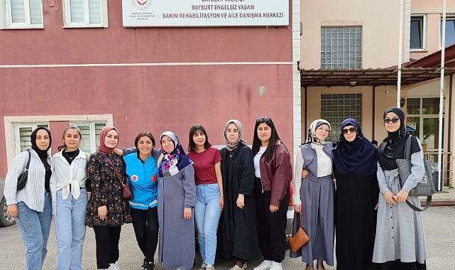 Öğrencilerden anlamlı ziyaret