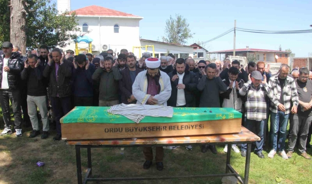 Ordu'da suda cansız bedenine ulaşılan şahıs son yolculuğuna uğurlandı