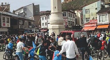 Pedallar, Gazze ve Doğu Türkistan için çevrildi