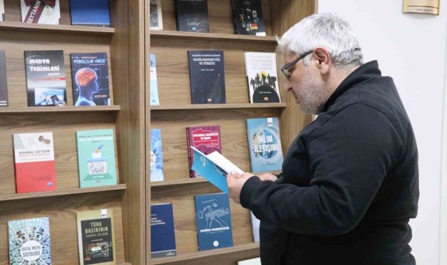 Uzmanı uyardı: "Ses kayıtlarınız dolandırılmanıza neden olabilir"