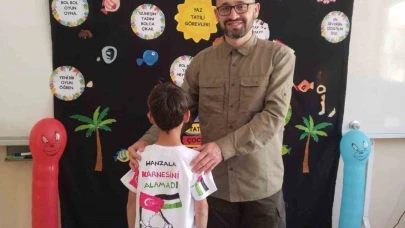 Gümüşhaneli Minik Ömer Tuğra’dan karne gününde insanlık dersi