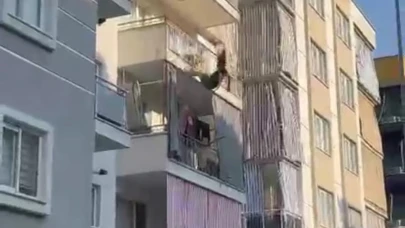 Aparmanın 3’üncü katından kendini boşluğa bırakan genç kız hayatını kaybetti