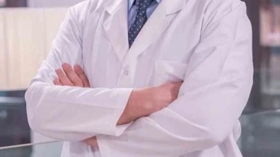 Böbrek üstü bezi tümörlerinde organ koruyucu cerrahi seçenek: Parsiyel adrenalektomi
