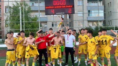 Şampiyon Bayburt Özel İdarespor