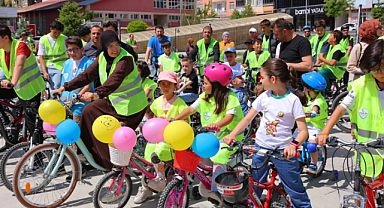 Pedallar bağımlılıkla mücadele için çevrildi