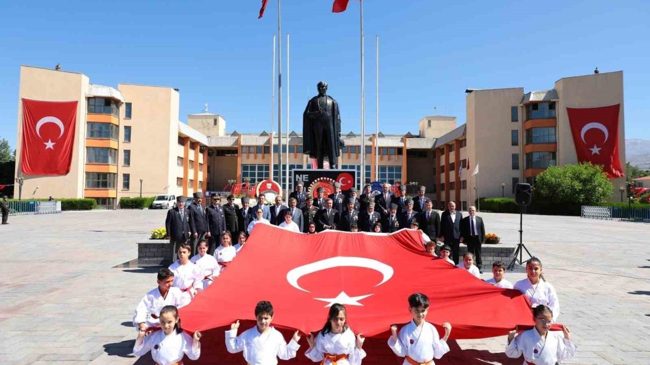 Atatürk’ün Erzincan’a gelişinin 106’ncı yıl dönümü törenle kutlandı