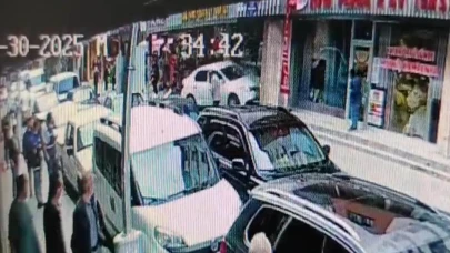 Alkollü sürücü şehri birbirine kattı, 2 çocuk otomobilin altında kalmaktan son anda kurtuldu