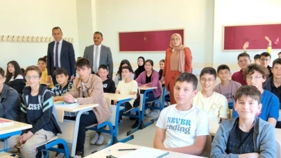 Öğrenciler, sınavlara kurslarda hazırlanıyor