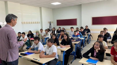 Kahraman, yaz kurslarını ziyaret etti
