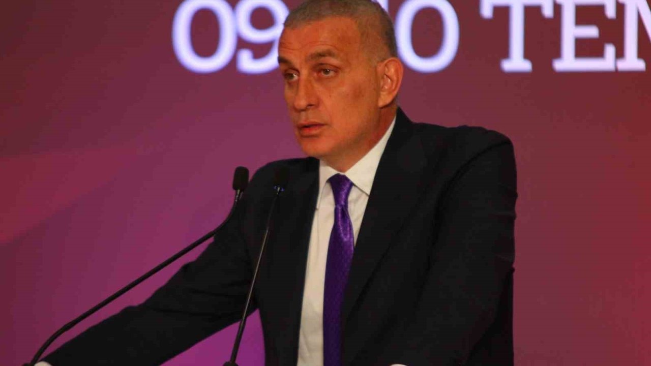 TFF Başkanı Hacıosmanoğlu: "İnsani hataların dışında kasti hatalardan uzak durmayan hakemler bizimle yürümeyecek"