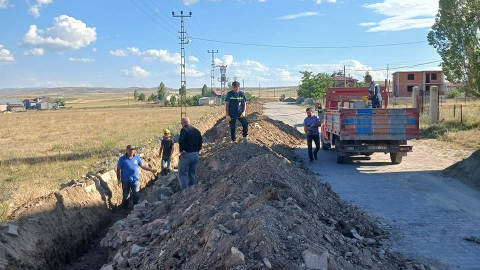 Arpalı’da altyapı ve peyzaj çalışması