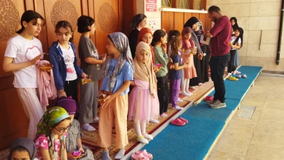 “Bu Yaz Camideyim” projesi ile eğlenerek öğreniyorlar