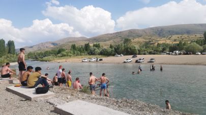 Turistik sahilleri aratmadı!