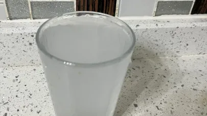 Aylardır musluklarından bulanık su akıyor!