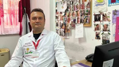 Prof. Dr. Cumhur Aydemir: "Anne sütü, sağlıklı nesillerin temelidir"