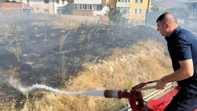 Örtü yangını büyümeden söndürüldü