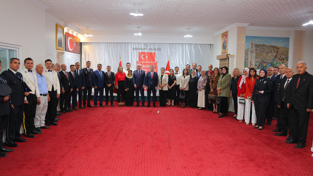 Bayburt’ta 30 Ağustos Zafer Bayramı resepsiyonu