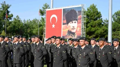 Astsubay meslek yüksekokulu diploma ve sancak devir-teslim töreni düzenlendi