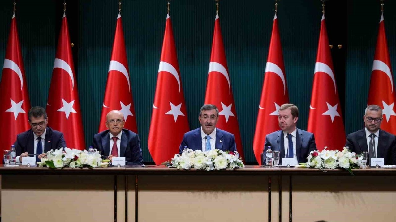 Cumhurbaşkanı Yardımcısı Yılmaz: "Enflasyonu düşürdükçe büyüme potansiyelimiz yukarı taşınacak"