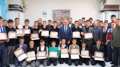 55 öğrenci hafızlık belgelerini aldı