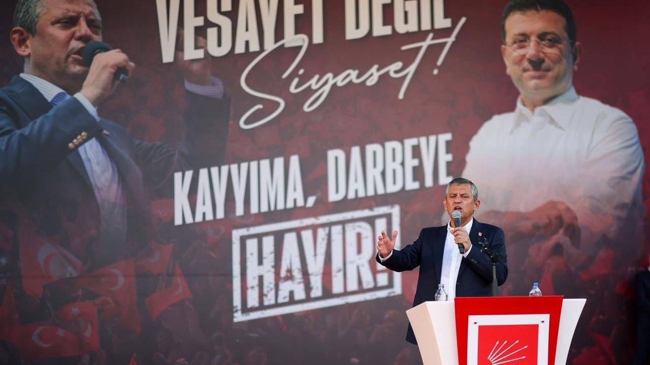 CHP Genel Başkanı Özel: "CHP’nin babaevine kimse el uzatamaz"