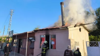 Erzincan’da tandır evi yandı