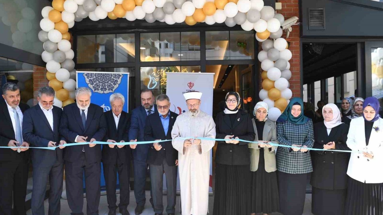 Diyanet İşleri Başkanı Erbaş: "Yeryüzünde iyilik egemen oluncaya kadar çalışacağız"