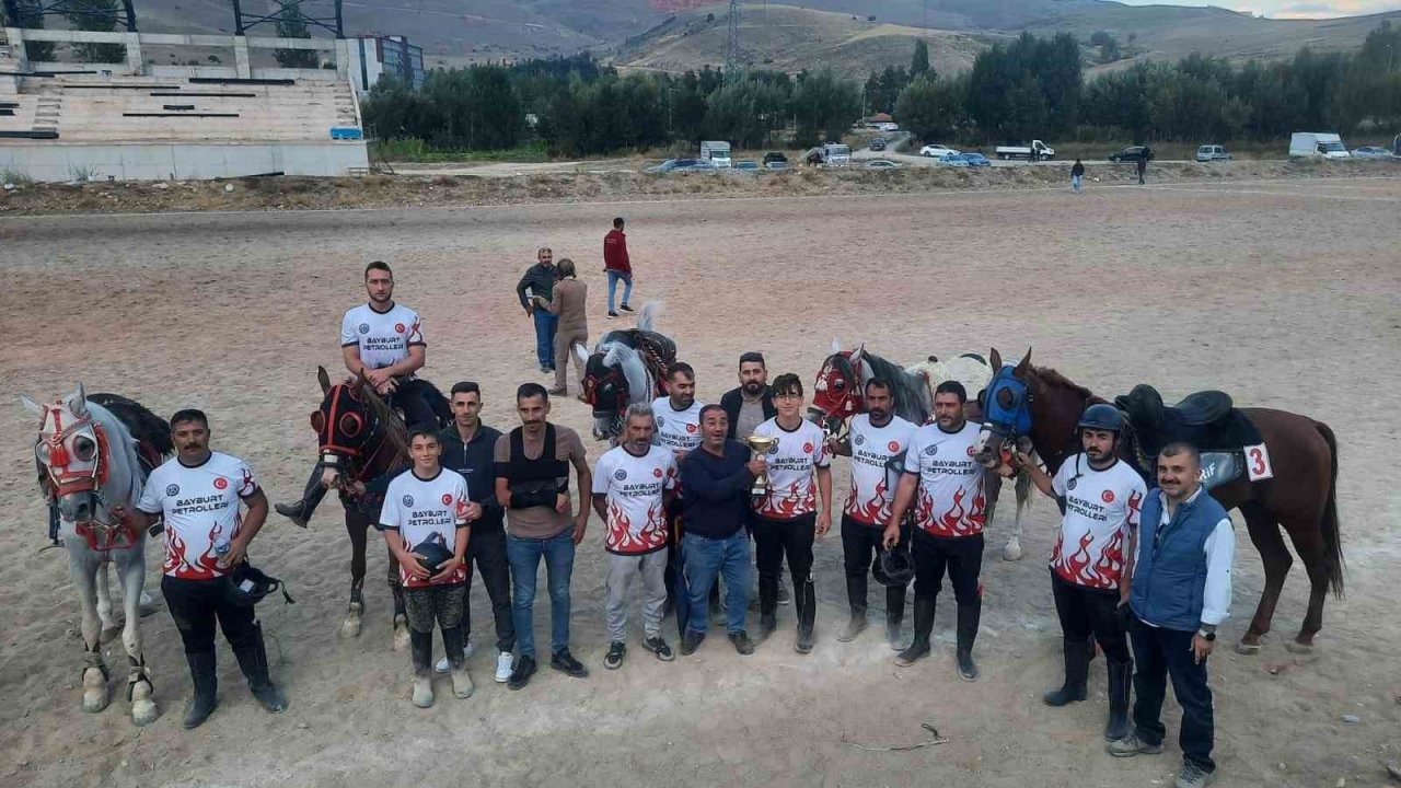Dede Korkut Atlı Spor Kulübü Bayburt il birincisi oldu