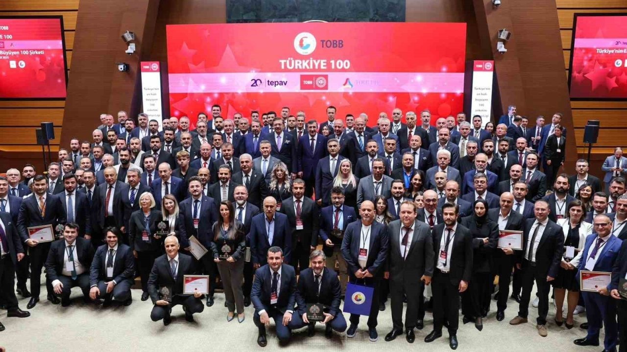 Cumhurbaşkanı Yardımcısı Yılmaz: "Hedefimiz yıl sonunda yüzde 30’un altında bir enflasyon oranı"