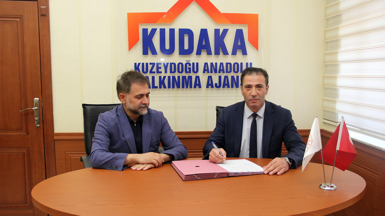 Yakutiye’de çevre dostu atık yönetimi için imzalar atıldı