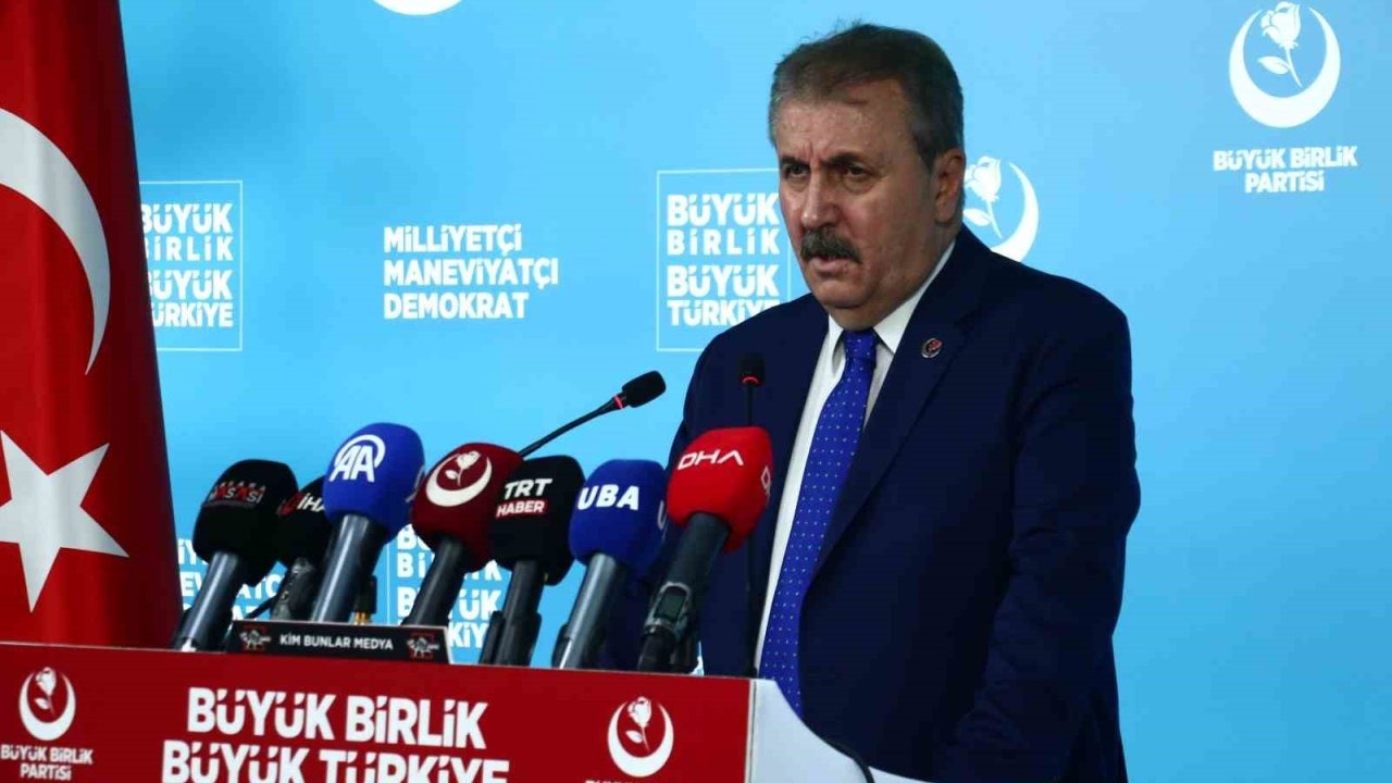 BBP Genel Başkanı Destici: "İspanya, İsrail ile ticaretini durdururken birçok İslam ülkesi hala ticaretini kesmedi"