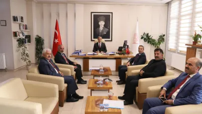 İki okulun başarı durumu değerlendirildi