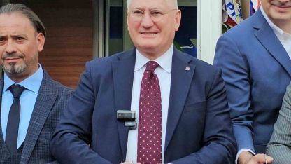 Her araca kasko geliyor
