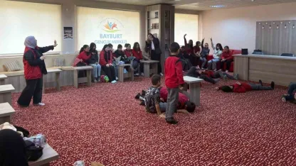 Öğrenciler, ’Okullar Merkezimde’ projesiyle keyifli bir gün geçirdi