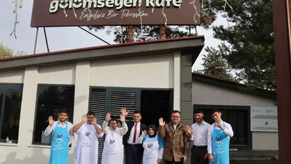 Erzurum’da "Gülümseyen Kafe" özel bireylerin üretim merkezi oldu
