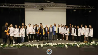 Avrasya Üniversitesinde beyaz önlük heyecanı