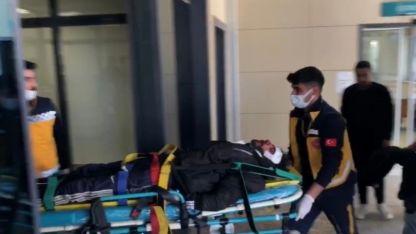 Şanlıurfa’da yol kenarında silahla vurulmuş 2 kişi bulundu
